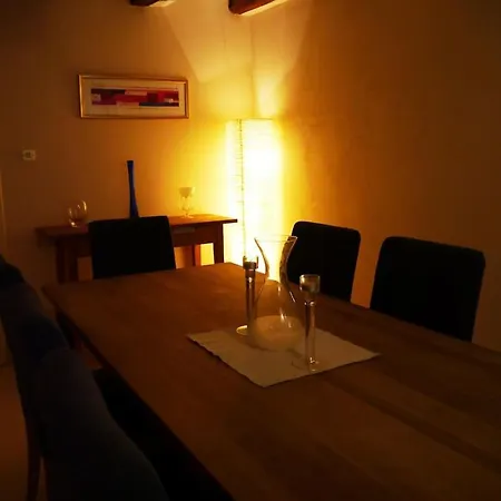 Casa de Férias Holiday Pintara Kuca Trpanj